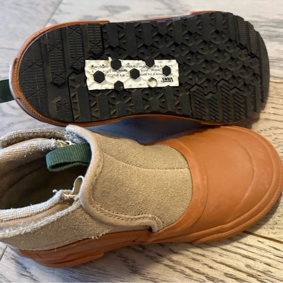 Vans Kids Tan and Brown Adventure Boots - Picture 3 of 6